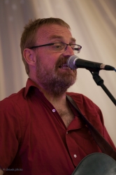 Link to Boo Hewardine