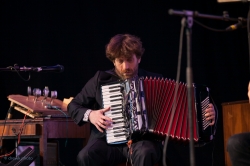 Link to Lau